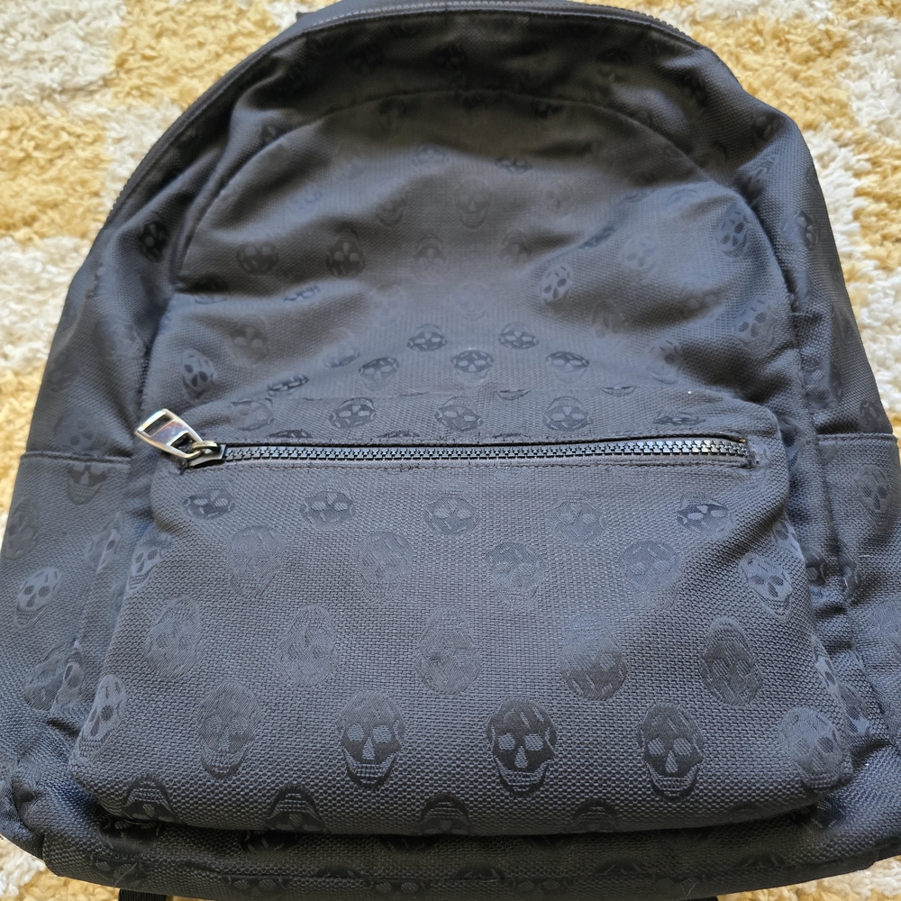 Skull Backpack - image 3